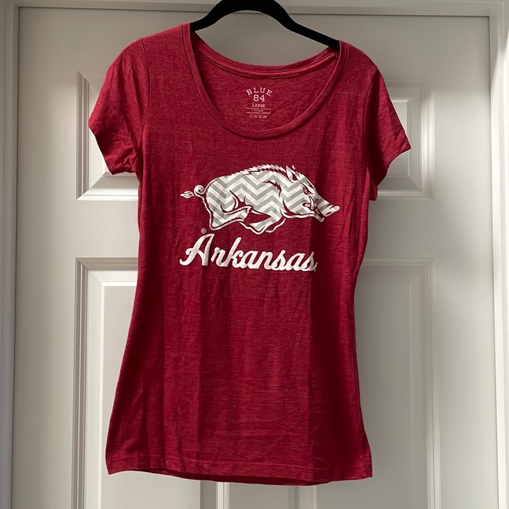 Arkansas Razorbacks size large short sleeve shirt